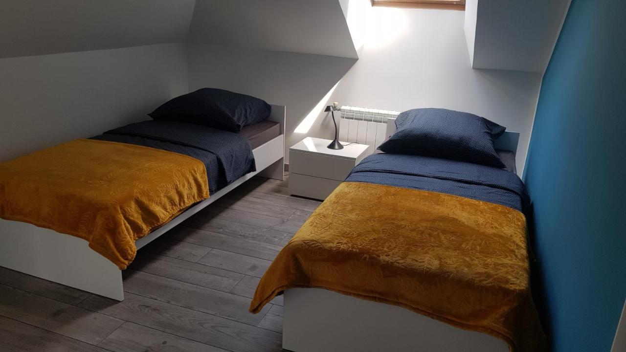 Appartement Apartament Sosnowa à Krasnobród Extérieur photo